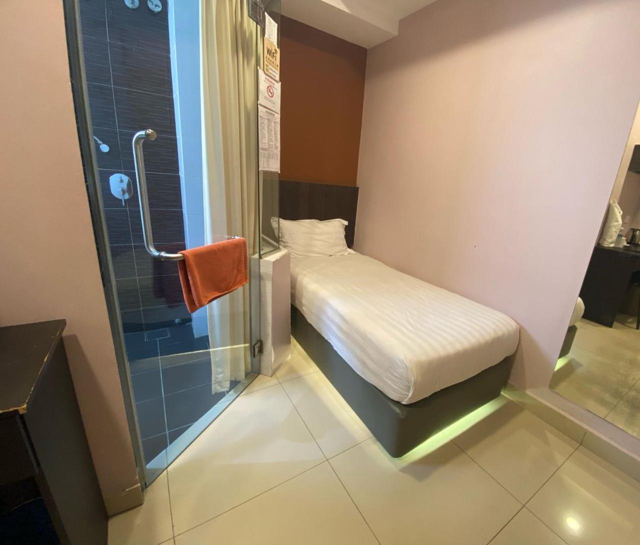 Hotel Vevo Puchong Malaysia Exterior photo